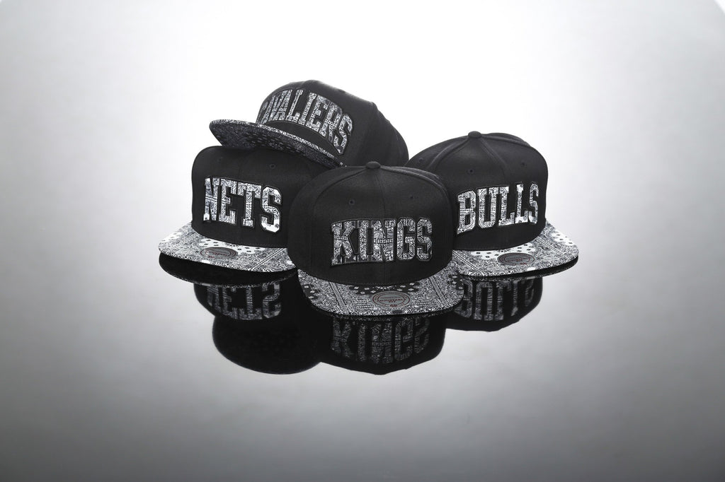 Mitchell & Ness Bandana Print Snapbacks