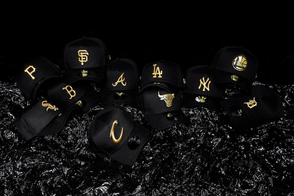 Feel Royal In New Black & Gold Snapbacks