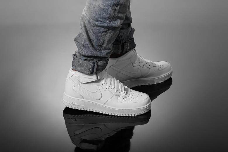 Nike Air Force 1 Mid '07 Triple White