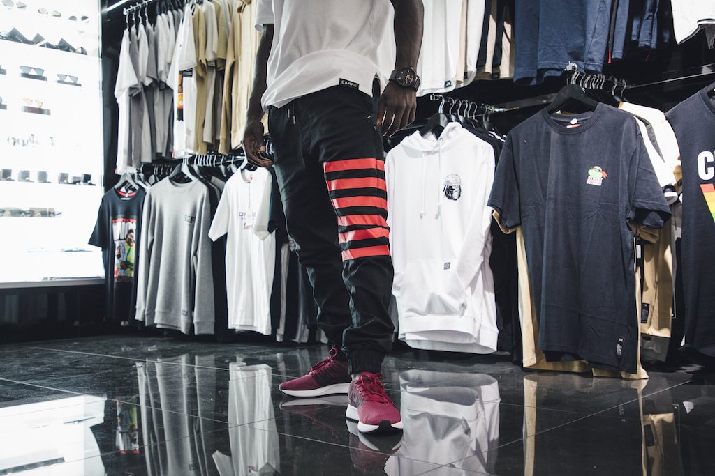 Carré Bande Pro Joggers: Not Your Average Pants