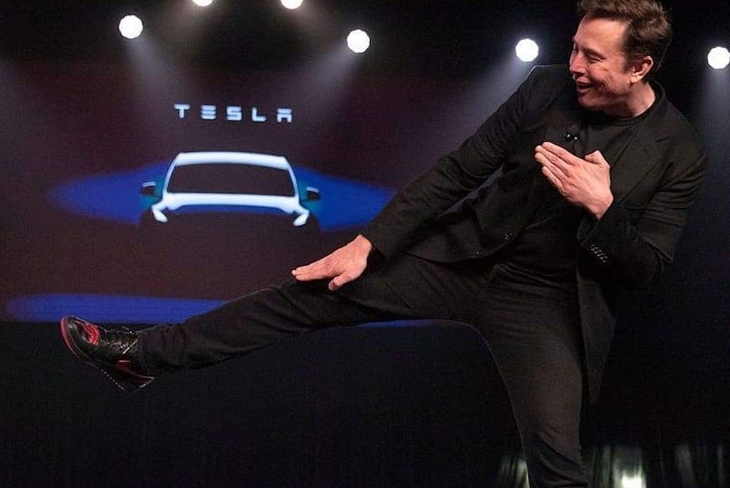 Elon Musk Shows Off Custom Air Jordan 1 'Tesla'