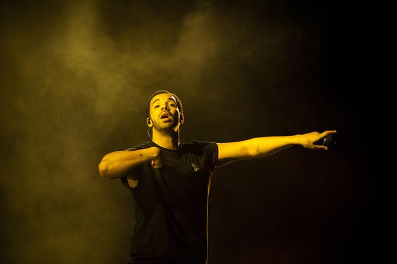 Drake's "One Dance" Takes Out Title For Most Streamed Song Ever On Spotify