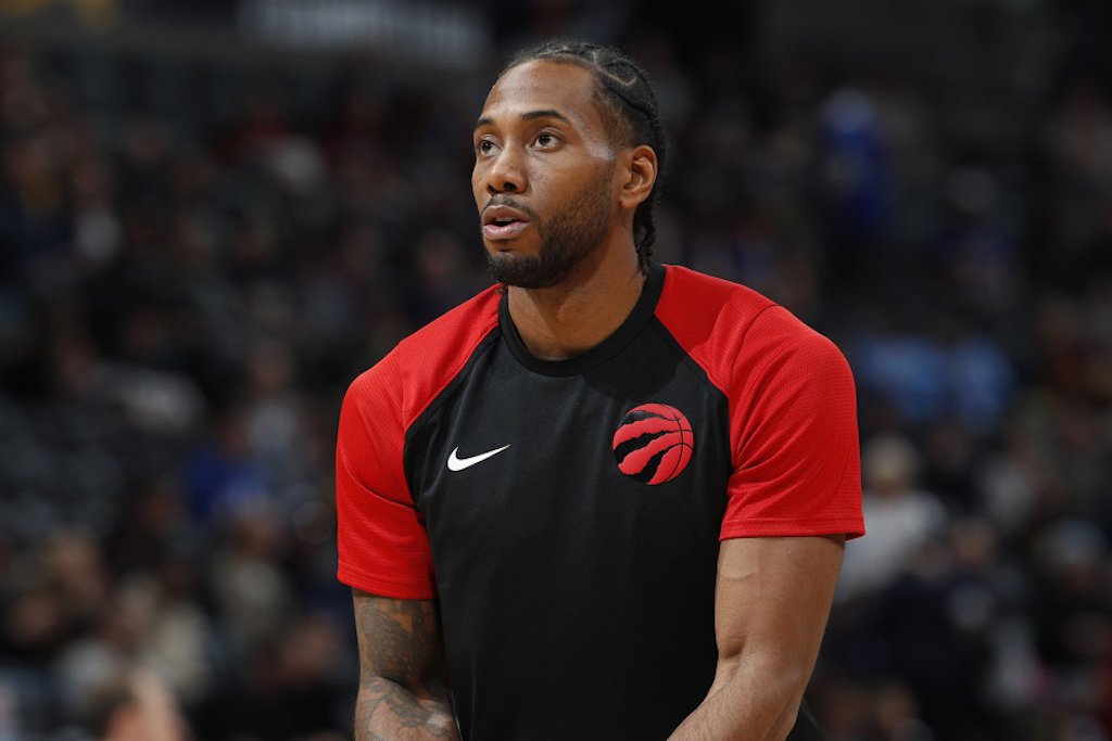 NBA Execs Say Kawhi Leonard Will Sign With Raptors Or Clippers