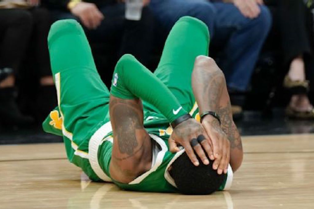 Kyrie Irving Cops Eye Injury