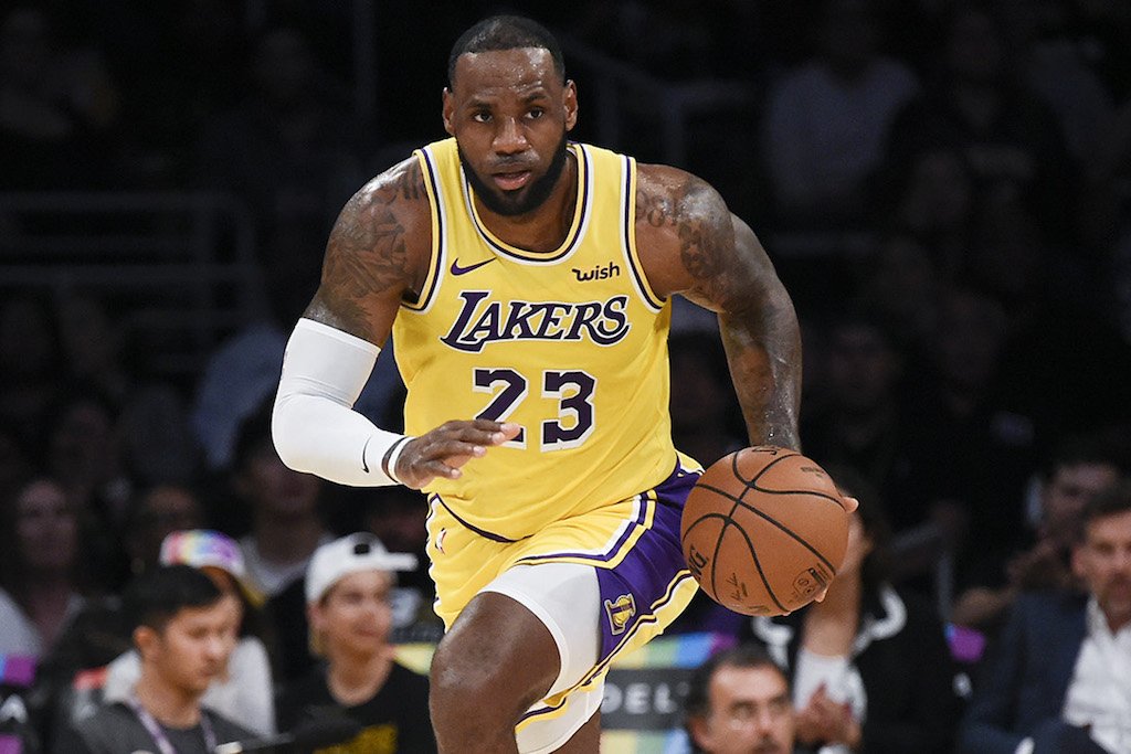 LeBron Injury Re-Evaluated, Will Hopefully Return To The Court Soon