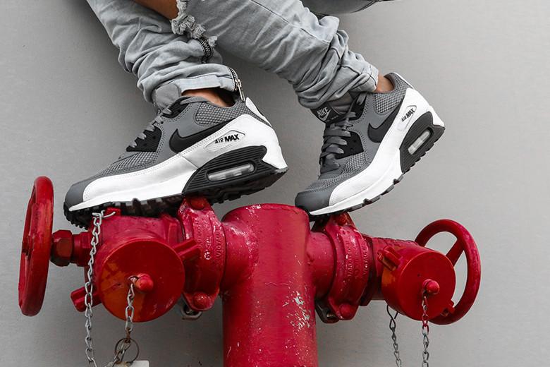 Nike Air Max 90 Essential Grey